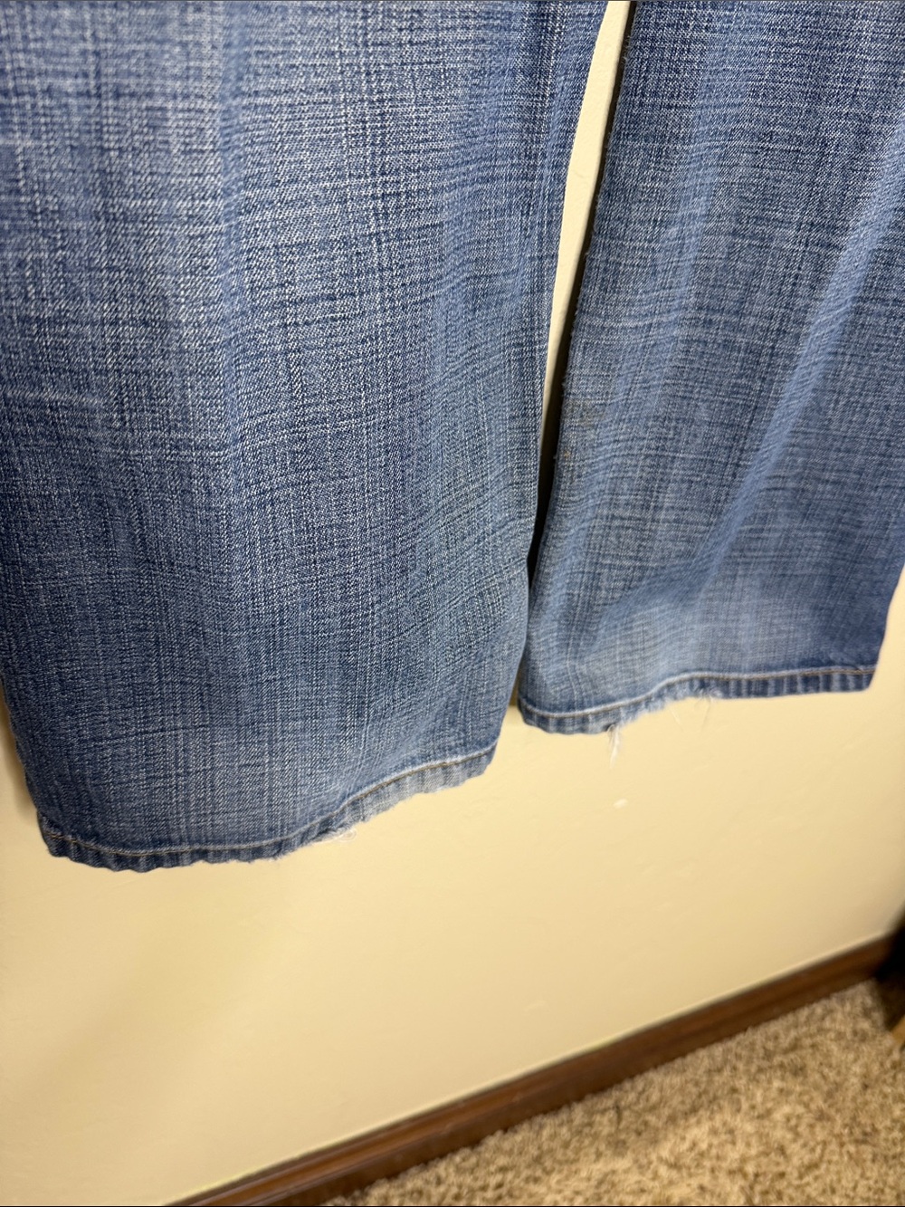 Lucky Brand Women’s Straight Jeans in Medium Blue Wash - Picture 8 of 8